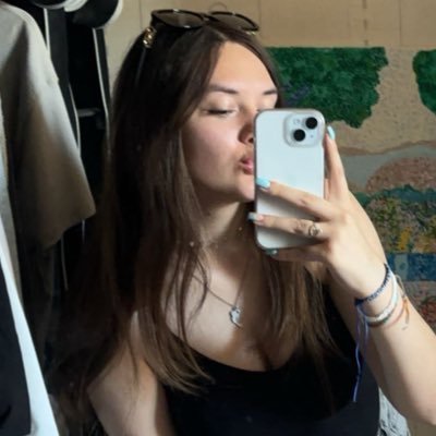 Idyllevlr's profile picture. 19y -🇧🇪’’ | Jett & op enjoyer 🗡️