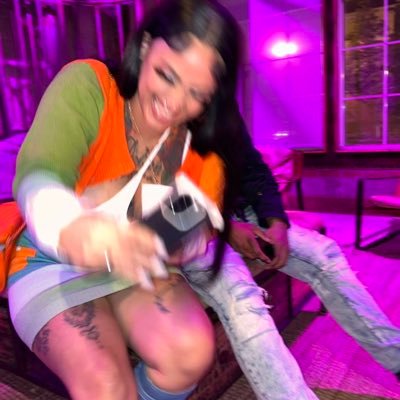 XoxSiimbaXxx's profile picture. 𝐵𝒾𝓈𝑒𝓍𝓊𝒶𝓁 𝒜𝐹 🔍 l identify as a threat. My pronouns are try / me 😎 Keep scrolling if you sensitive. #Nicki #Cardi #Meg ❤️‍🔥