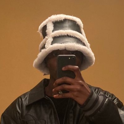 delaforret's profile picture. 🇨🇩🇦🇴🇩🇪 diplôme d'un master en buzoberie à l'université de n&n