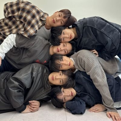 MONheeky's profile picture. ✨️넌 이렇게 아름답단다 꿈을 꾸는 꿈을 꾸렴 ✨️                                               ᦂ그대가 느끼는 최애가 나의 최애 ٩(ˊᗜˋ*)و