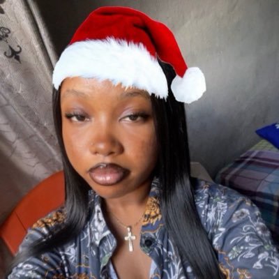 seyefunmii_xo's profile picture. ⚖️|| “𝓂𝒶𝓎 𝓎ℴ𝓊𝓇 𝓃ℯ𝒾𝑔𝒽𝒷ℴ𝓇𝓈 𝓇ℯ𝓈𝓅ℯ𝒸𝓉 𝓎ℴ𝓊, 𝓉𝓇ℴ𝓊𝒷𝓁ℯ 𝓃ℯ𝑔𝓁ℯ𝒸𝓉 𝓎ℴ𝓊, 𝒶𝓃𝑔ℯ𝓁𝓈 𝓅𝓇ℴ𝓉ℯ𝒸𝓉 𝓎ℴ𝓊 𝒶𝓃𝒹 𝒽ℯ𝒶𝓋ℯ𝓃 𝒶𝒸𝒸ℯ𝓅𝓉 𝓎ℴ𝓊.”