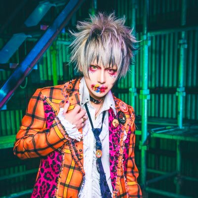 the_pity_yu's profile picture. THE_PiTY.のボーカル。作詞。あ、映画見るのが好きです。@the_pity_