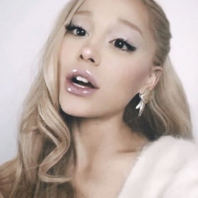 jess_beloved's profile picture. 🩰📽🦢🐩