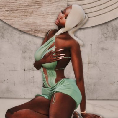 dottedolls's profile picture. digital diary for my sims ♪⃣ 𓈒 ݁ 𓏲𝄢