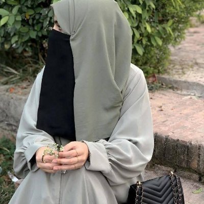 ElimaJoha123's profile picture. 