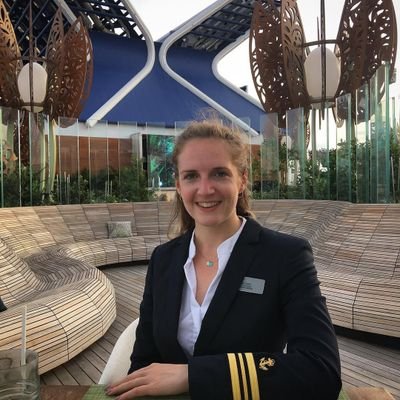 HappinessR30574's profile picture. Sea sailor