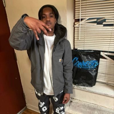 Lilbro_NewMoney's profile picture. Rick🤍Curry💙Doe❤️Twhy💚Devo💙 GMan💚. THE ART OF HUSTLE