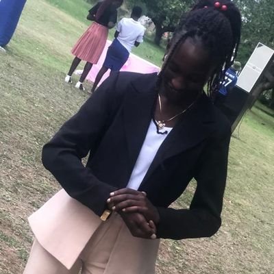 phionahak's profile picture. the accountant ✌️ 

fine girl wey love Jesus ❤️