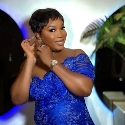 farilovv's profile picture. gestion commerciale/ Marketing Digital/polyvalente 🇧🇫/curieuse/recouvrement/ cimenterie