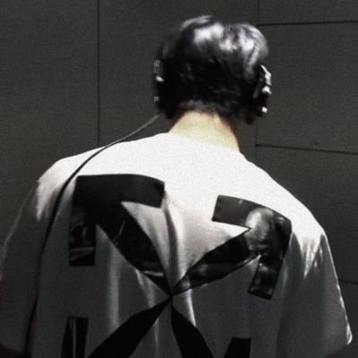 tjay_qx's profile picture. RACONTEUR OF TIMELESS TALES