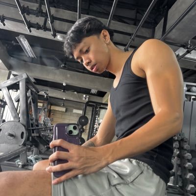 gabdocena's profile picture. pull up in a 97 benz