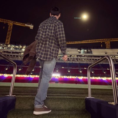 Dec__18's profile picture. 