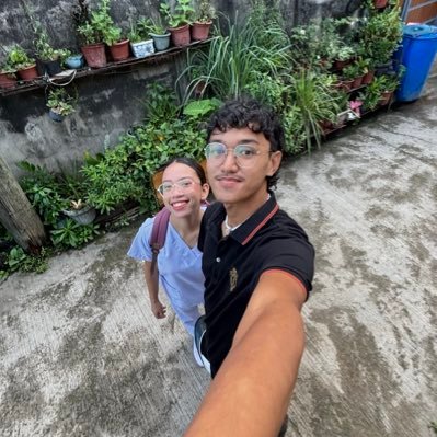 defnotcl16r's profile picture. acc got sushiiii