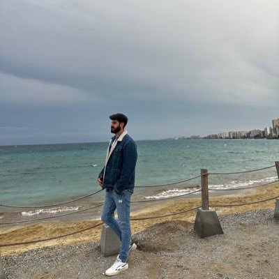 dag_alpay's profile picture. Dentistry 🖤🤍🦅