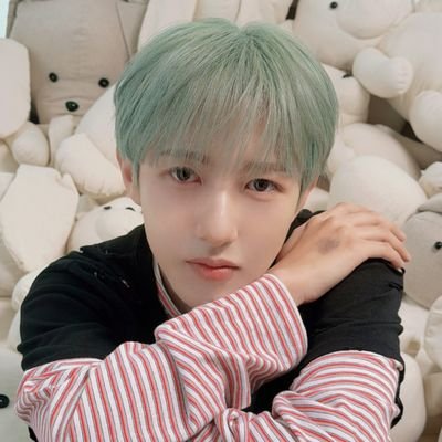 xiutarenshi's profile picture. my sole interest is uncovering the truth.