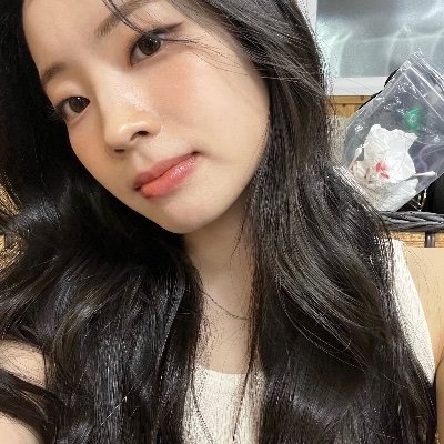 daawhyun's profile picture. A ray of brightness wrapped in innocence, turning moments into melodies.