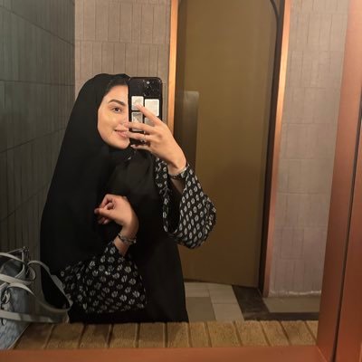 shumokh85's profile picture. Information System 🧞‍♀️| More than just a woman 🦸🏻‍♀️| @CsIs39 👩🏻‍💻 | 🧘🏻‍♀️ | Ab💍