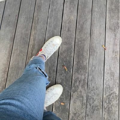 clareyhere's profile picture. your 2am thoughts.