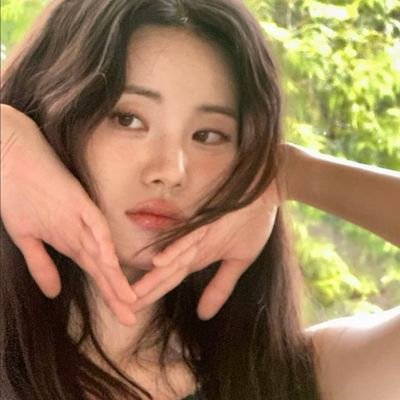 shzinsia's profile picture. +46’s Fairmore: “Garden-Nymph is calling,” 🗨🧃..🍅