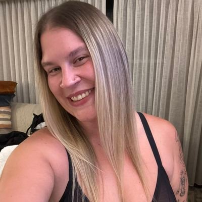 ko20375501's profile picture. Your favorite farm girl 😁 Only serious Dm...Massage therapist 😀