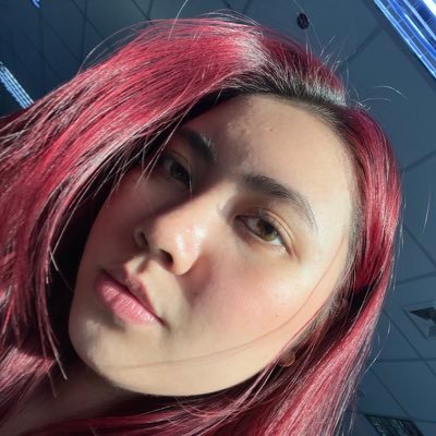 sabbygorL's profile picture. forever a fan of @JustSarahG