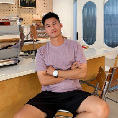 Penetrated_gay's profile picture. 180/77/35/1  金融行业，平时压力比较大，来推就只想找一个契合度高一点的安稳的，最近压力比较大，需要释放一下自己，喜欢的可以认识一下。