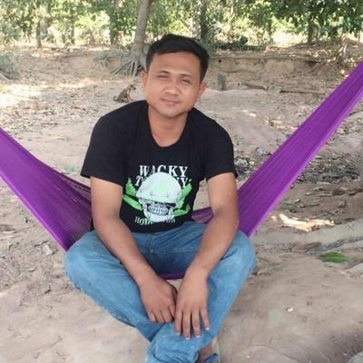 sophal750328812's profile picture. 😎😎😎😎