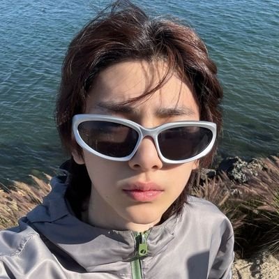 jhooneyblue's profile picture. ﮩ٨ـﮩﮩ٨ـ_____vibe check: 100% cortis