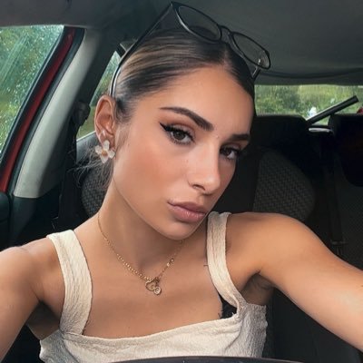 manonbrnd9's profile picture. Ig ➡️ manoonbrnd