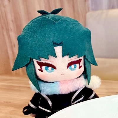 mofmof_toy's profile picture. 20↑ヘルカイザーお兄さんの自作ぬいがいます🍀のんびりぬい活アカウントになる予定です