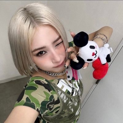 87takepi_honeys's profile picture. 04/ 大阪 / MOMOKA & 束推HONEYs & ちゃんみな/ HONEYs筋トレ部 @takep_kin