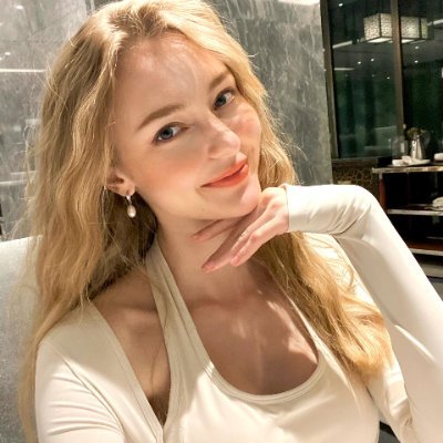 sxwop95711289's profile picture. Always put loving yourself first