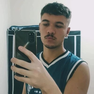 ugabugahha's profile picture. edição profissional 
fotografia