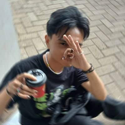 7_12nohatsukoi's profile picture. god bless us.