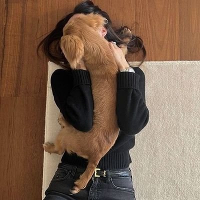 Maaahborn's profile picture. با كه بايد گفت اين حال عجيب...🦋