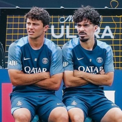 1MecBien_'s profile picture. #CHAMPIONDEUROPE #RevonsPlusGrand @psg_inside ❤️💙