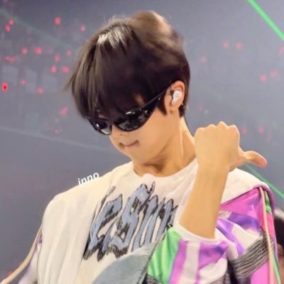 Moonneyii_94's profile picture. 