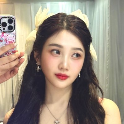 DEADRRINGERR's profile picture. hey lover