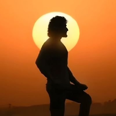 notoriousstins's profile picture. Rts only

@urstrulymahesh  @sentinels @KKRiders