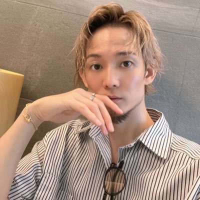 0728_mana's profile picture. 美と健康のヲタク/美容師の忖度なしリアルな髪や健康の知識・情報をお届け/髪の毛は人生を変える/#フォローして損はさせない