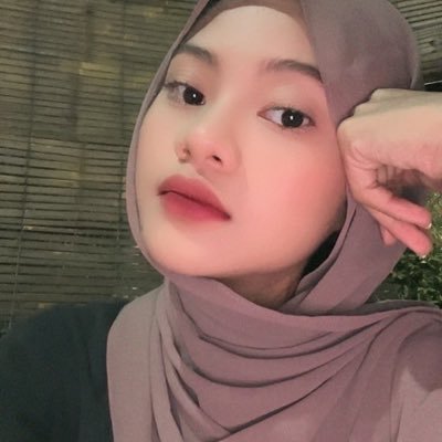 beneranlia's profile picture. sn o