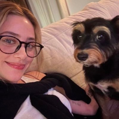 Rubyjmay189169J's profile picture. I Decide My Vibe 🌹🌸💐🌷                       Golden Hour BB🌹🌸🌷🌺