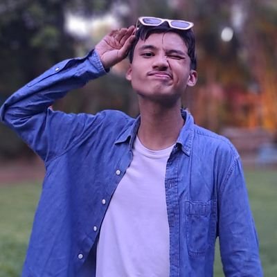 astrophelij's profile picture. 