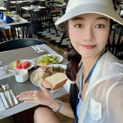 IleenRisa16551's profile picture. Medical Clinic Senior Partner | Truth Seeker on X | 1st & 2nd Amendment Supporter | ⛳️🚫Porn🚫🤖