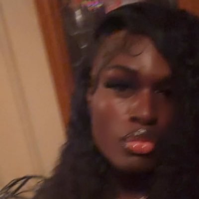 bottom_bitch12's profile picture. Hey y’all