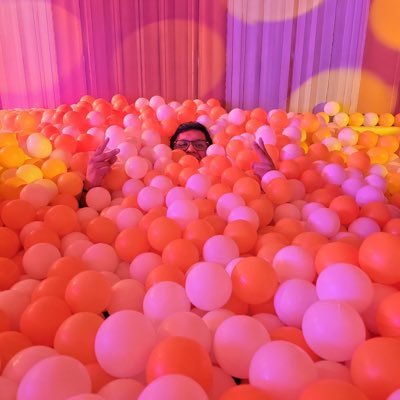 helloimcharliea's profile picture. Solo un wey que le gusta ir a conciertos 🎶           Spoilers, siguientes conciertos y entradas aquí conmigo 🎫