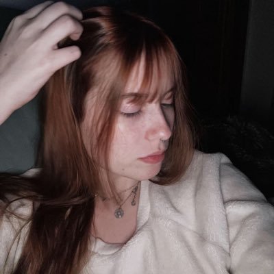 belalatriz's profile picture. 