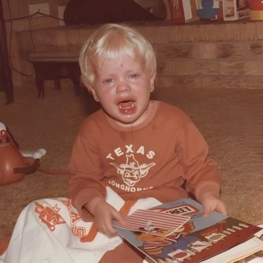 courtesywave's profile picture. Husband, father, audiophile