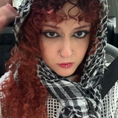 cachorroborzoi's profile picture. transtorno de personalidade tuiteiro (ela/ele)