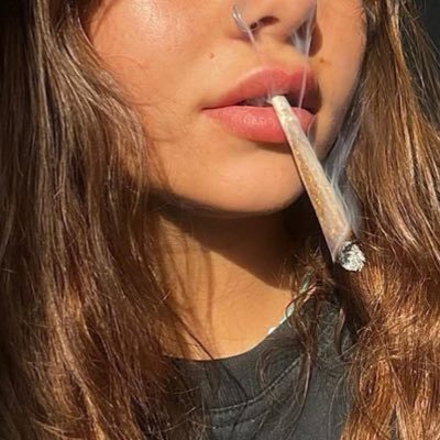 nanaxdom's profile picture. 